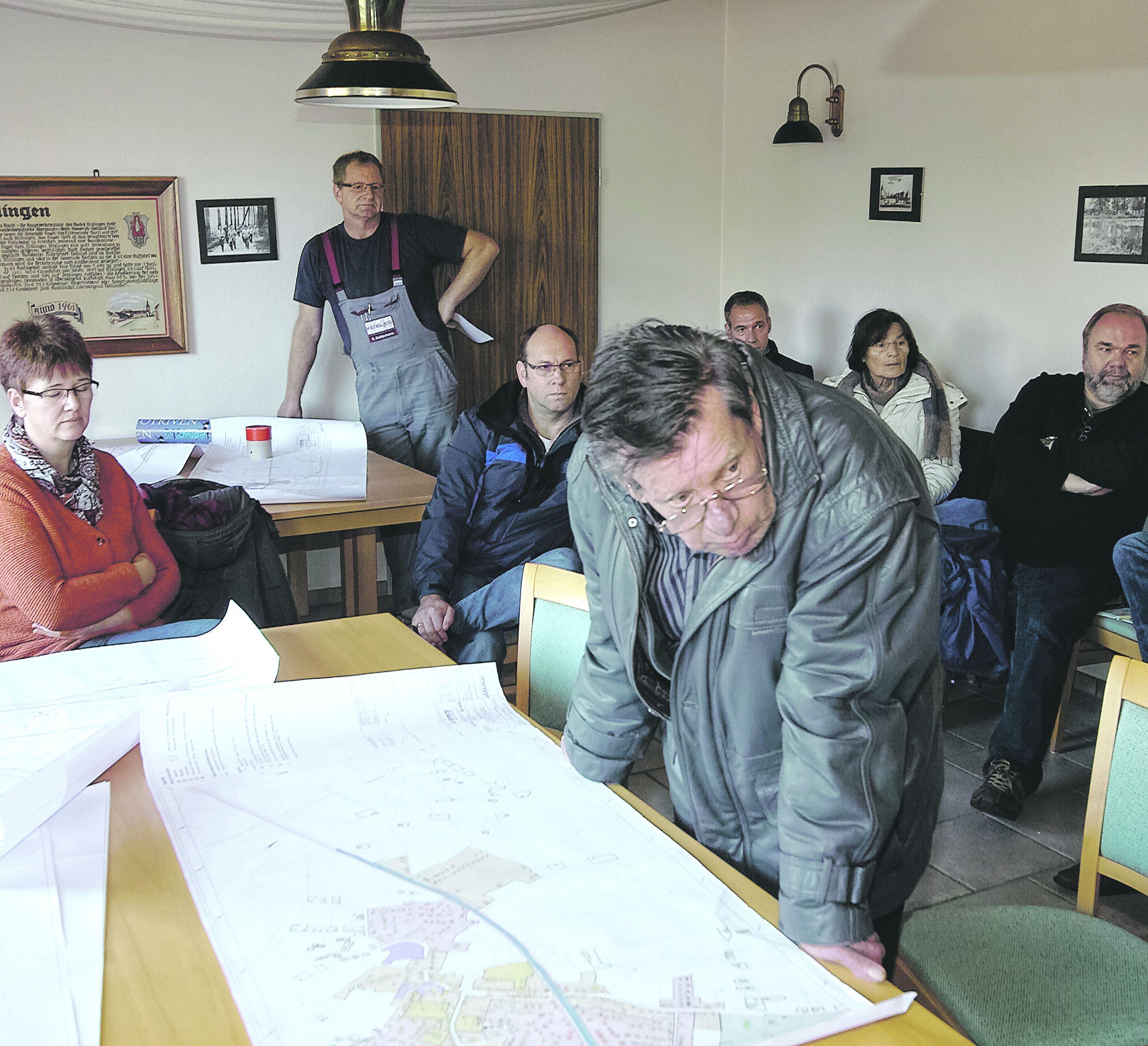 Zahlreiche Bürger nutzten die Möglichkeit, ihre Einwände im Heimathaus Millingen abzugeben. Foto: WachterStorm