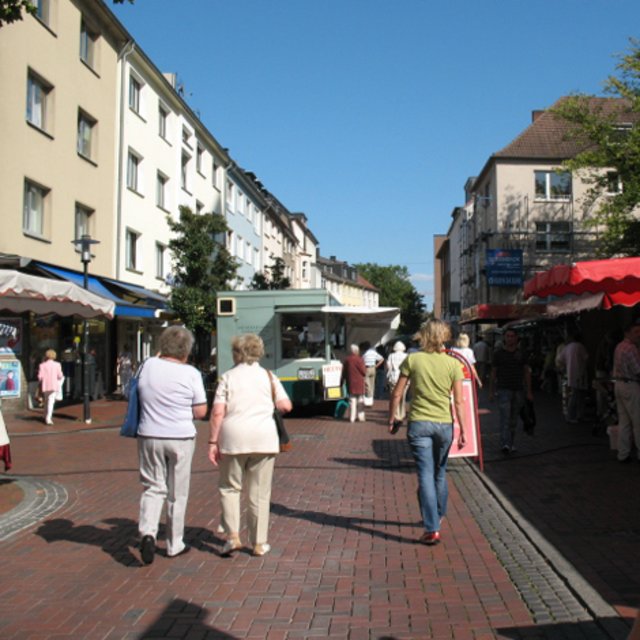 Die SPD Holsterhausen hofft, dass der Markt auch während der Bauzeit an anderer Stelle öffnen kann.