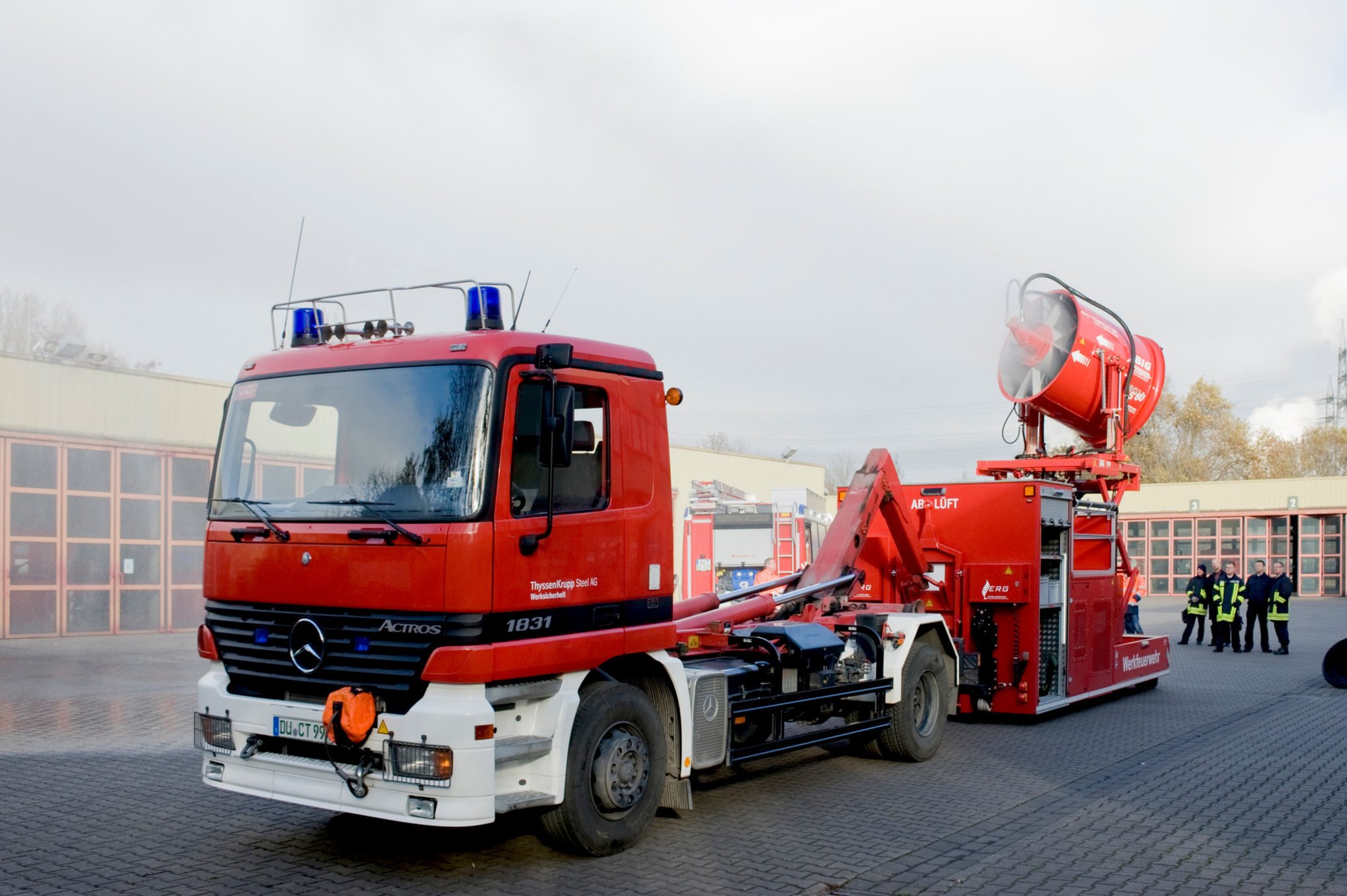 Gro ventilator Von Werkfeuerwehr Der ThyssenKrupp Steel Europe AG Ist 