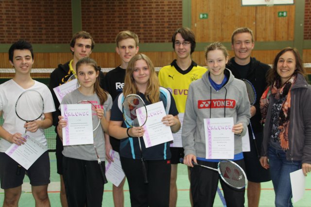 v.l.: Alex, Sören, Stephan, Thomas, Moritz Laura, Janina, Lena, Frau Schnieders