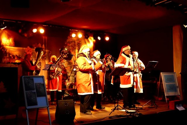 Weihnachtliche Musiker in BOCHUM...