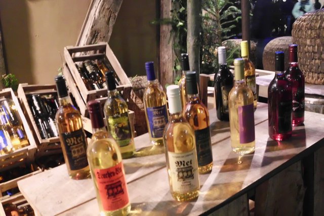 Eine WEIN-Bar... hihi, oder so, gesehen in...äh, Bochum... glaube ich...