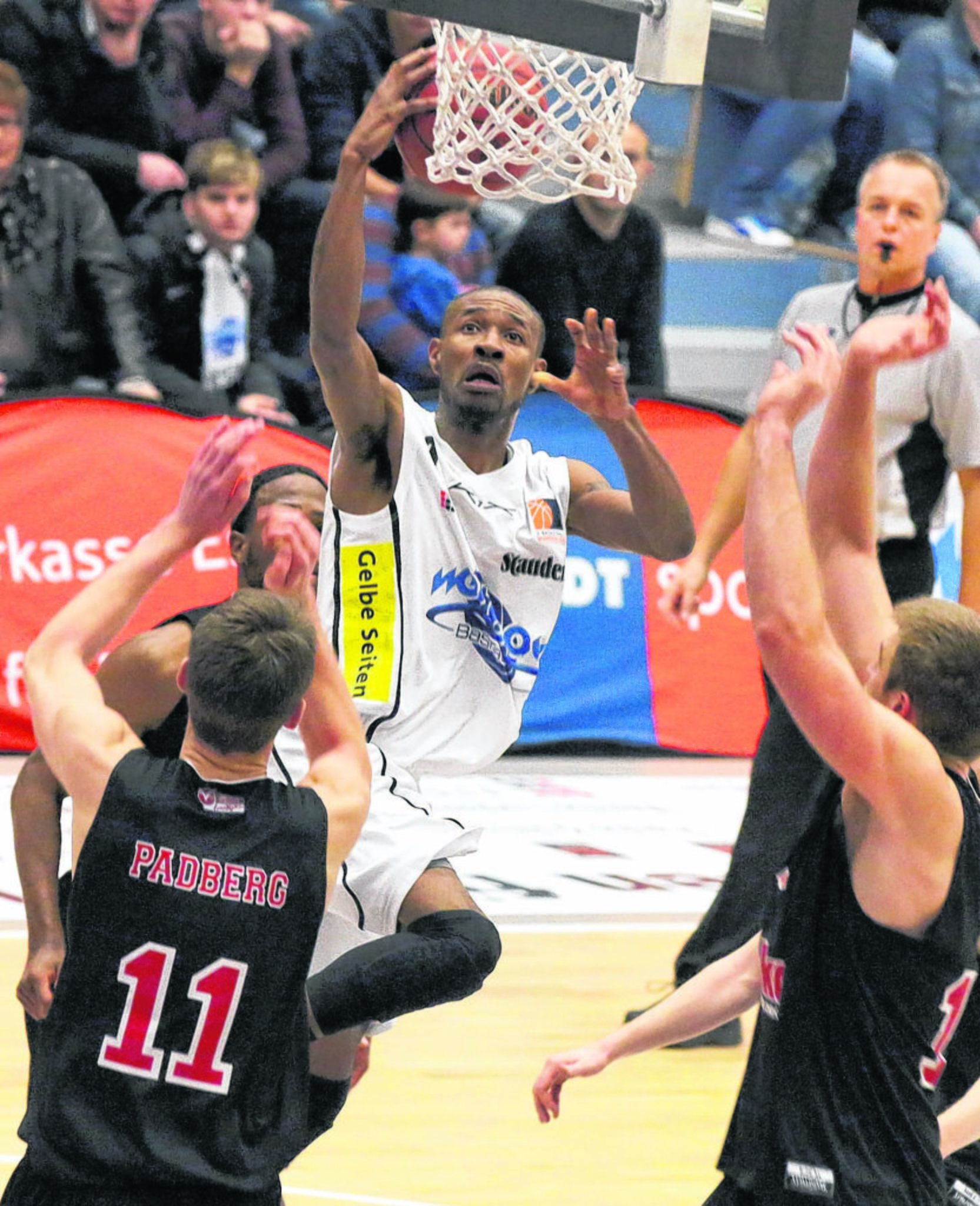 ETB Wohnbau Baskets klettern auf Platz 11 EssenSüd