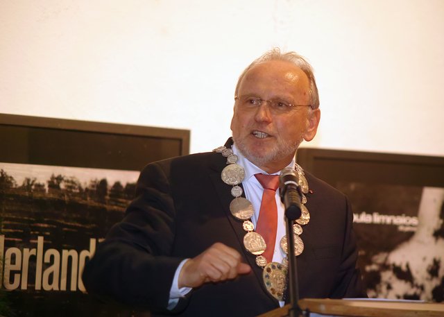 Eingeladen hatte Emmerichs Bürgermeister Johannes Diks.