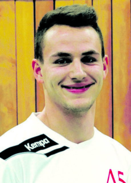Mit Moritz Brix in der ersten Sieben sicherte sich der KTV den Sieg bei der TG Cronenberg in der Handball-Verbandsliga.