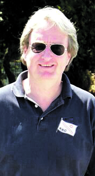 Trainer Thomas Kiesewetter von der ausrichtenden Kettwiger RG hofft, dass sich das Lazarett vor dem Indoor-Cup 2014 am Sonntag in Kettwig noch lichtet.