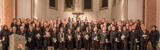 Chorgemeinschaft St. Joseph/St. Peter (Bottrop) und der Städtische Musikverein Gladbeck | Foto: Dietmar Köller