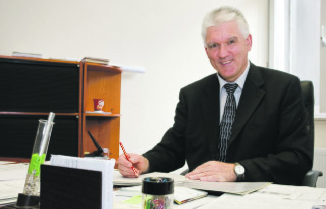 Ulrich Stockem, Schulleiter der Otto-Pankok-Schule, musste am Mittwoch mit der Stadtverwaltung die Entscheidung treffen, die Schule ab sofort für einige Tage zu schließen.