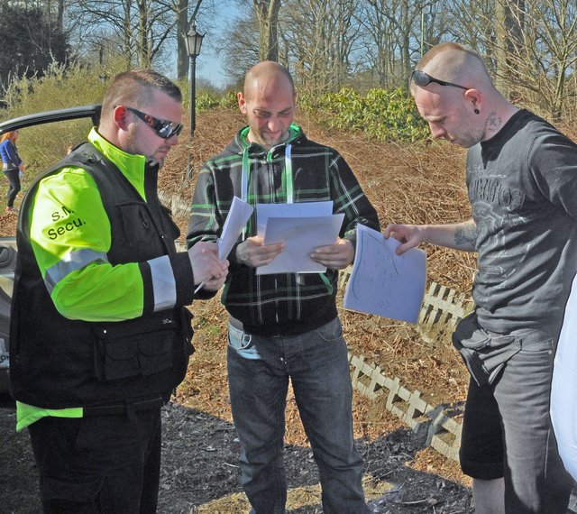 Bastian Börner erklärt die Pläne.  Foto: Werner Zempelin