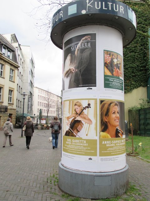 ...wir bummeln weiter...