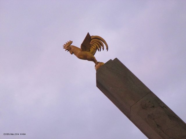 das "Hähnchen" ... Essen, Nähe Kennedyplatz