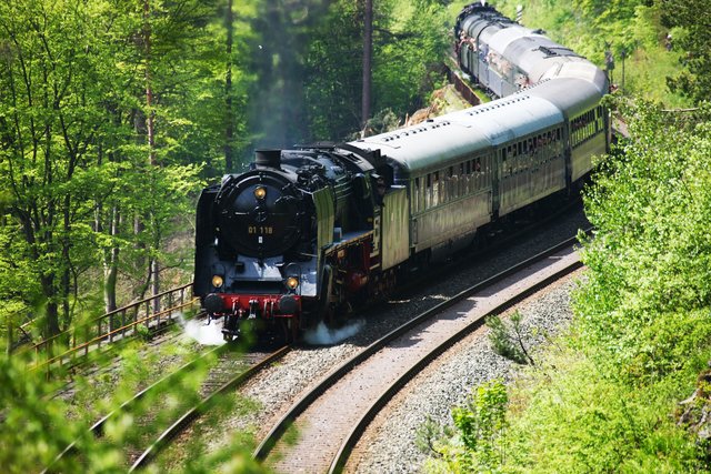 Eisenbahnen faszinieren Rinneberg heute wie in seiner Jugend in Hemer, wo er in direkter Nachbarschaft des Bahnhofs aufgewachsen ist. | Foto: Georg Rinneberg