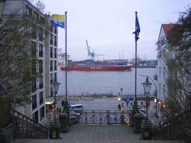 Blick auf den Hafen