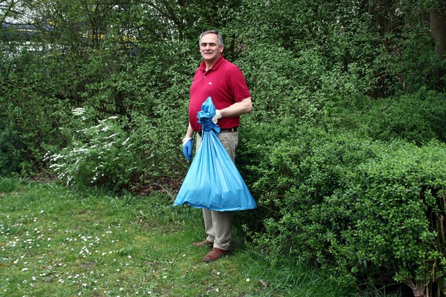 Auch der Bürgermeister Kandidat der FDP Dr.Mußhoff hat sich beteiligt.