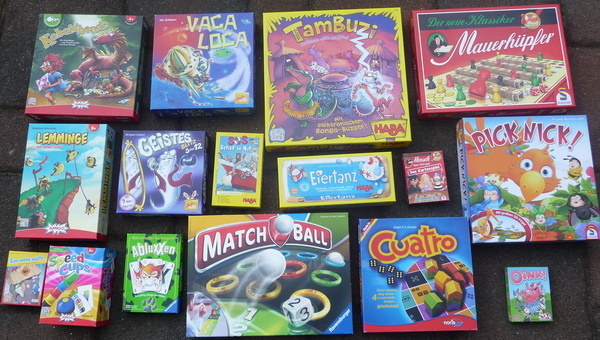 Die sechszehn Spiele haben die HIESPIELCHEN in diesem Jahr zum spielen mitgebracht.