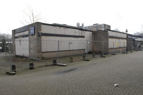 Brandruine wird Kunstobjekt.