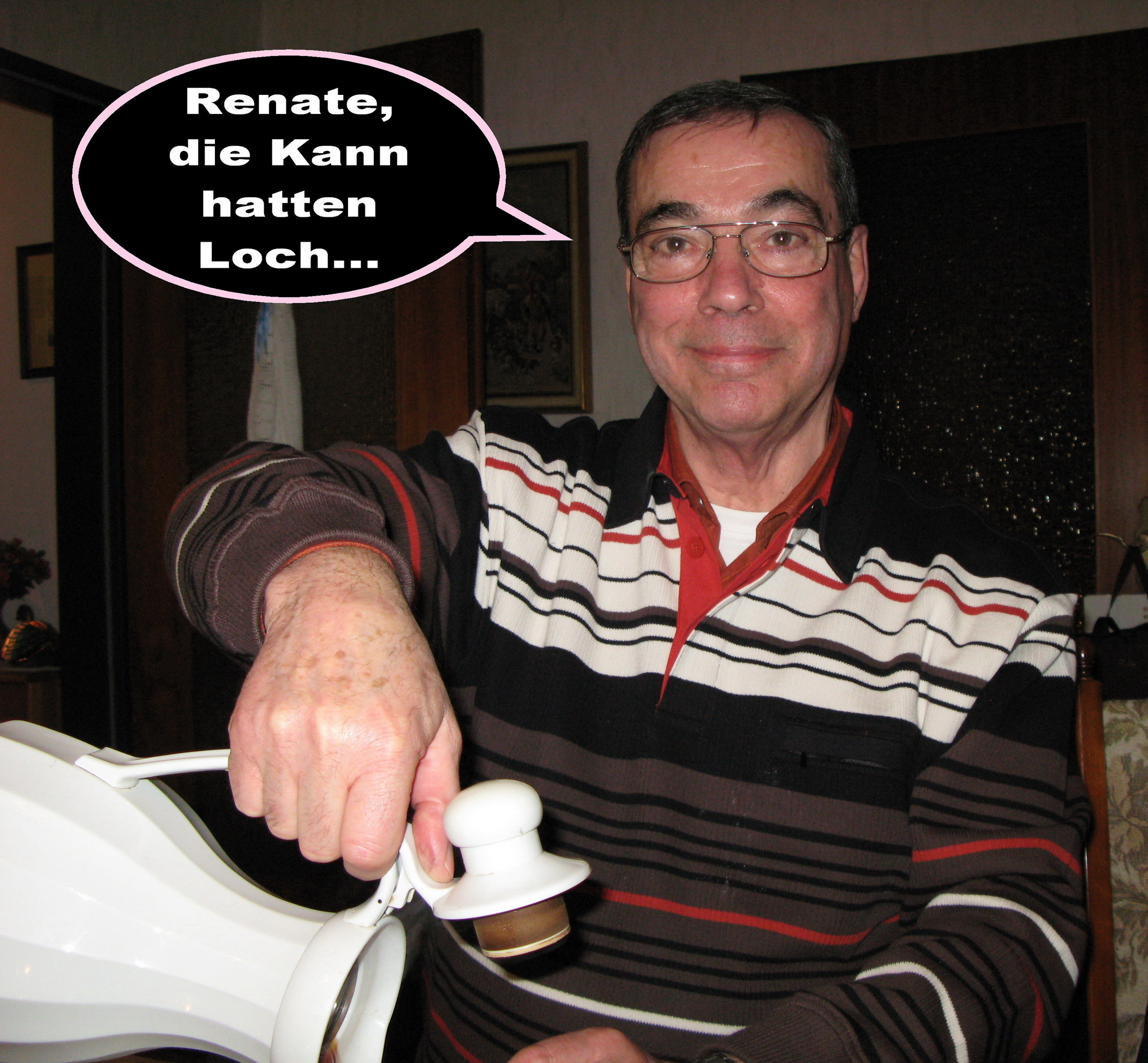 BürgerReporter Jürgen Daum, hier beim Geburtstag von Lokalkompass-Freundin Renate Schuparra (2009).