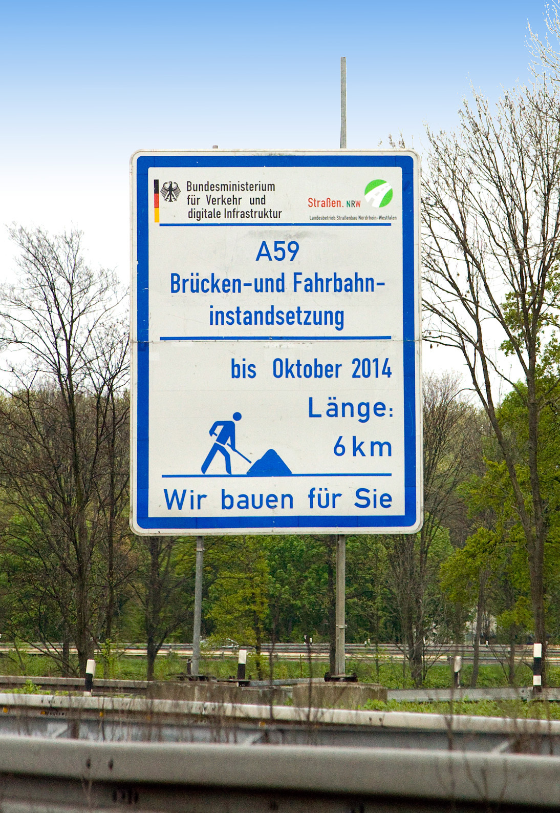 Bis Oktober 2014 wird den Autofahrern jede Menge Geduld abverlangt. Verkehrsentlastend sind die Sommerferien in diesem Zeitraum. Foto: Kirchner