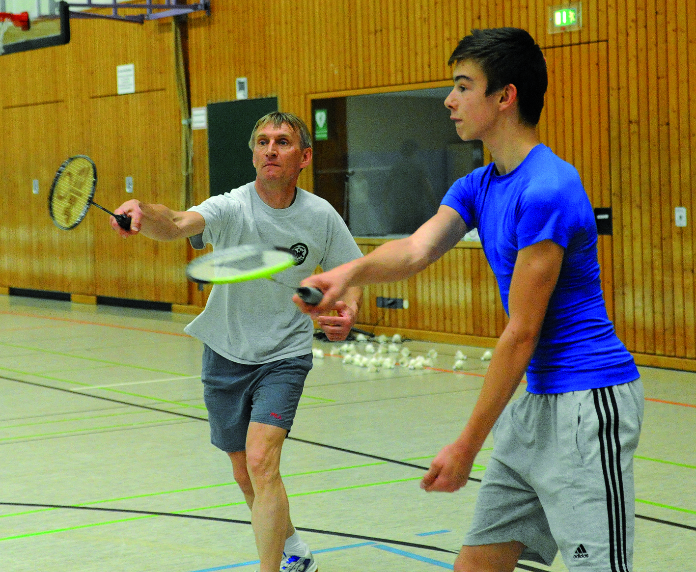 Auch im Doppel ist Badminton ein schnelles Spiel.