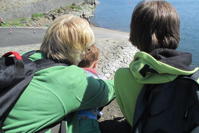 ...schaut mal´da... am Möhnesee....