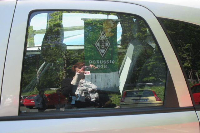 noch mal Spieglein Spieglein... die BORUSSIA MGB... soso...