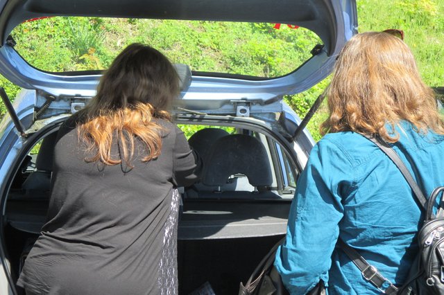 ...noch schnell alles checken am Wagen... und dann los! LK-Treff!!!