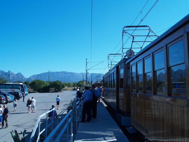 da oben durch muß er es schaffen....ob ????