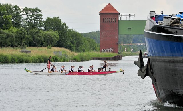 14. Day of Dragons im Dattelner Hafenbecken. Foto: Krusebild