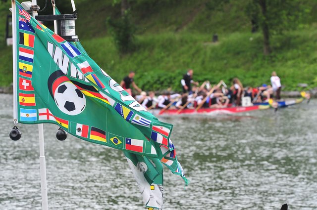 14. Day of Dragons im Dattelner Hafenbecken. Foto: Krusebild