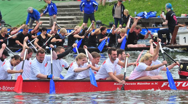 14. Day of Dragons im Dattelner Hafenbecken. Foto: Krusebild