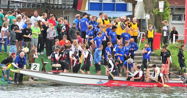 14. Day of Dragons im Dattelner Hafenbecken. Foto: Krusebild