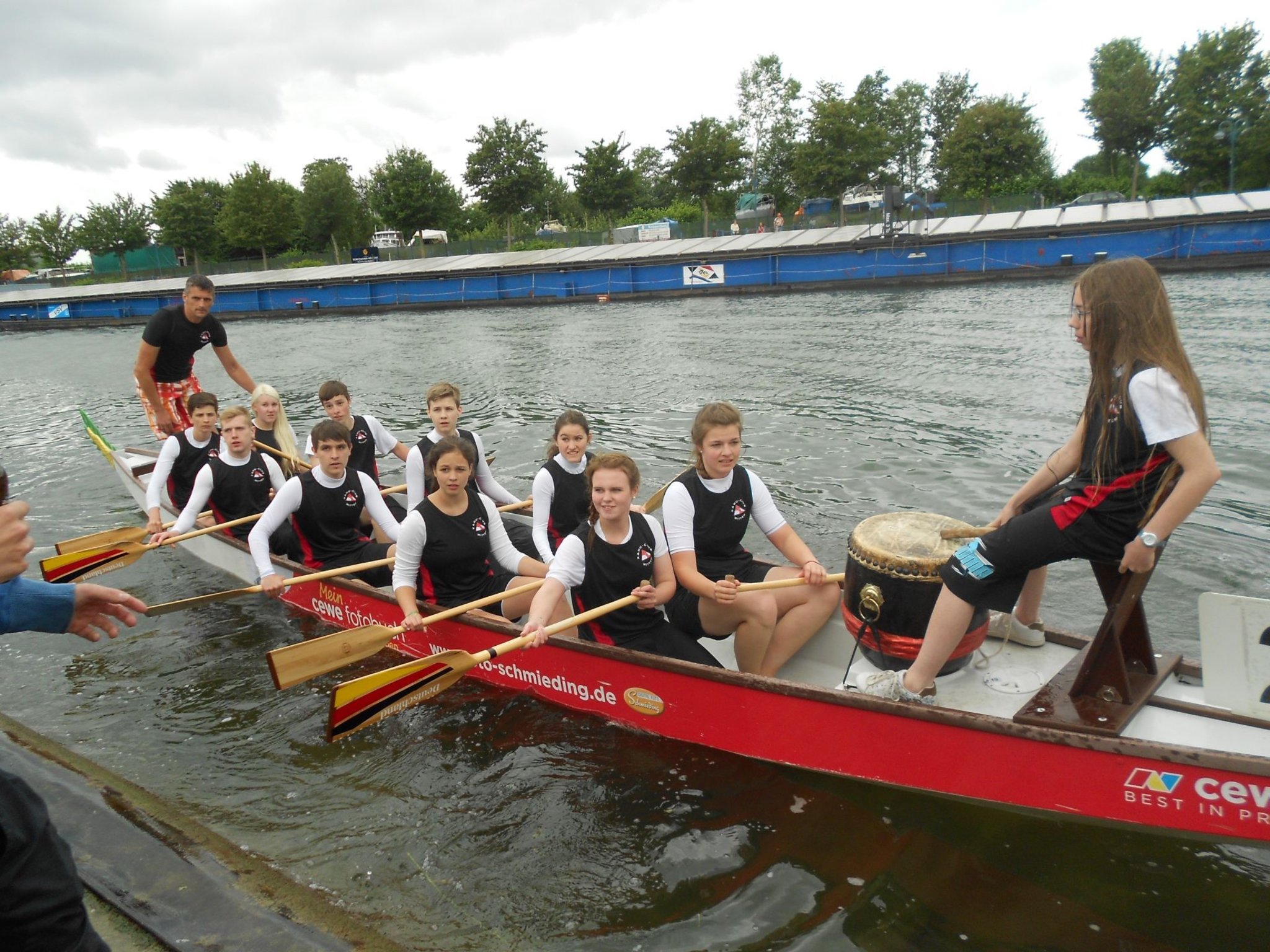 Thunder Drags YoungStars und TakiDragons bei Drachenbootrennen in