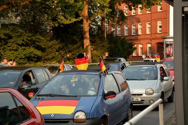 Autokorso und Hupkonzert in Gelsenkirchen.(Foto.Kurt Gritzan)