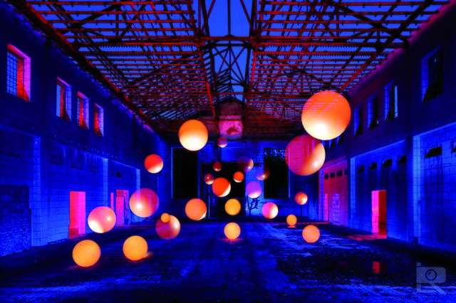 Die Zeche Osterfeld „bei Nacht“, mithilfe von Langzeitbelichtungen in Szene gesetzt. | Foto: Rainer Liebe