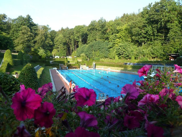 ... morgens um 7 im Bürgerbad Leitmecke
