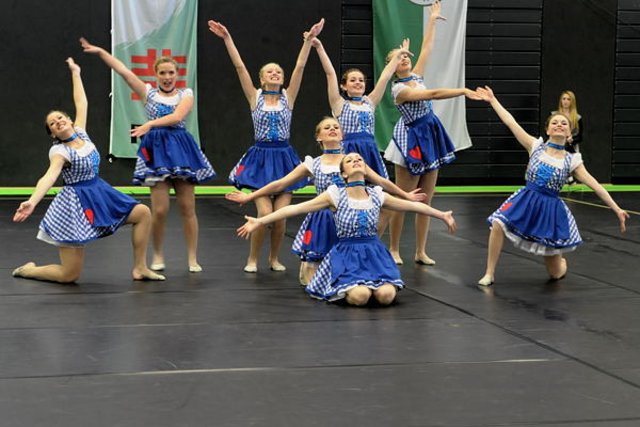 Die Jugendmannschaft „Piccolinies“ des TuRa Rüdinghausen ist beim Bundesfinale DTB Dancecup dabei.