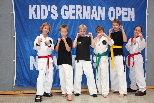 Team Kampf“ von links nach rechts: Wiebke Fischer-Paschedag, Justus Häseler, Lucas Simon, Nicolas Schipper, Hendrik Schauerte und Sabine Vivanco-Suffrian
