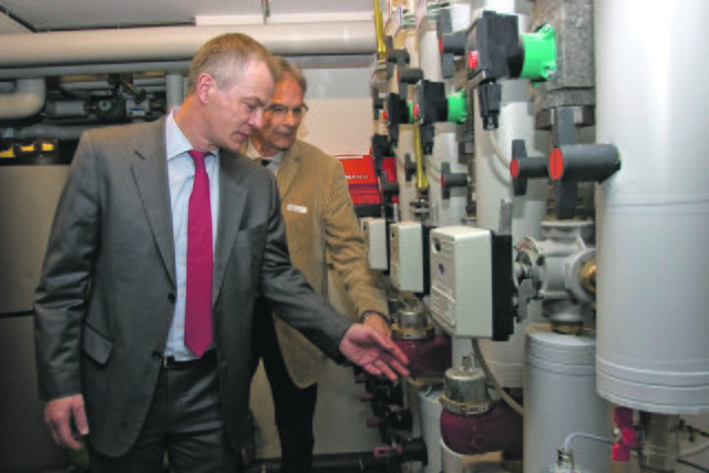 Was NRW-Umweltminister Johannes Remmel bereits lobend inspizierte, konnten nun auch interessierte Bürger in Augenschein nehmen. Foto: Allbau AG