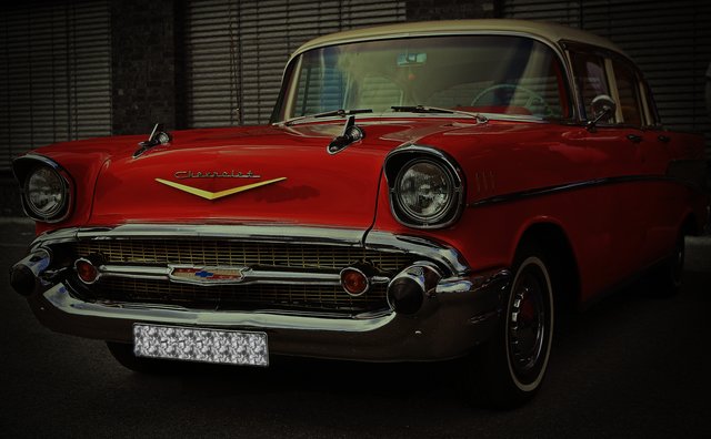 Auch Frauen lieben Auto´s und Christin´ ist ja wohl auch klasse, oder? ;-)