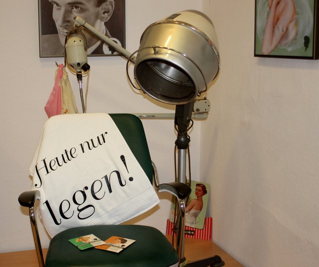 wirklich NUR Frauenkram!  :-)