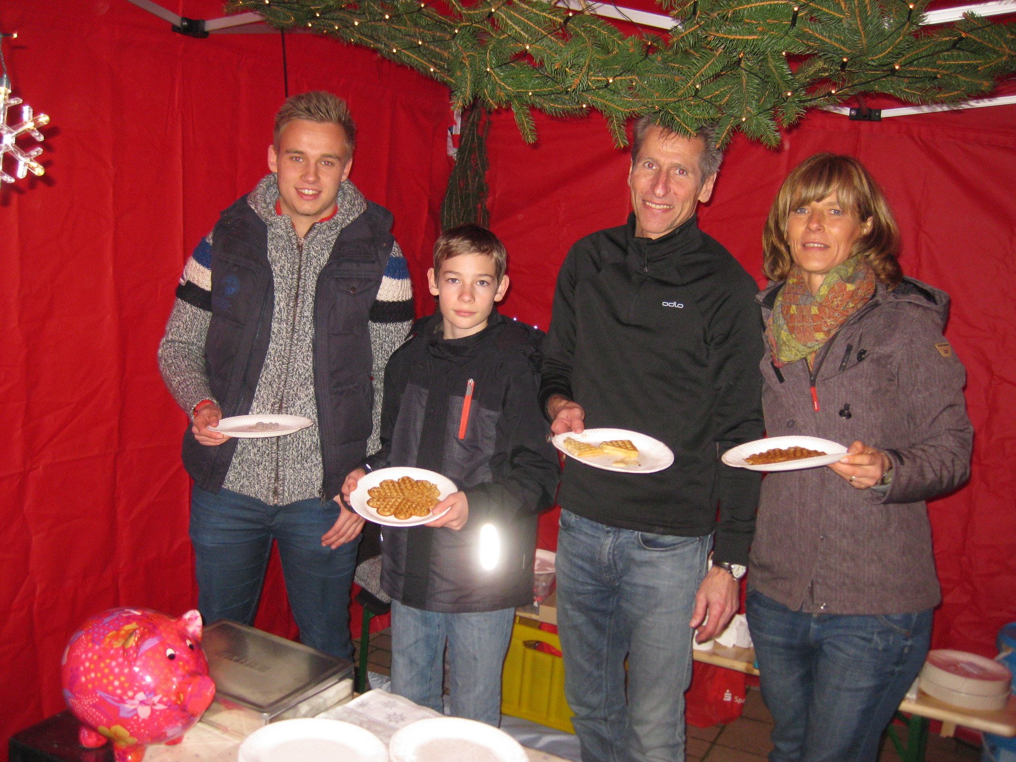 Leckere Waffeln vom Förderverein der WFB. - Langenfeld (Rheinland)