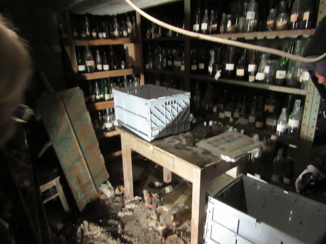 8000 Produktmuster im alten Bunker auf dem Hüttengelände