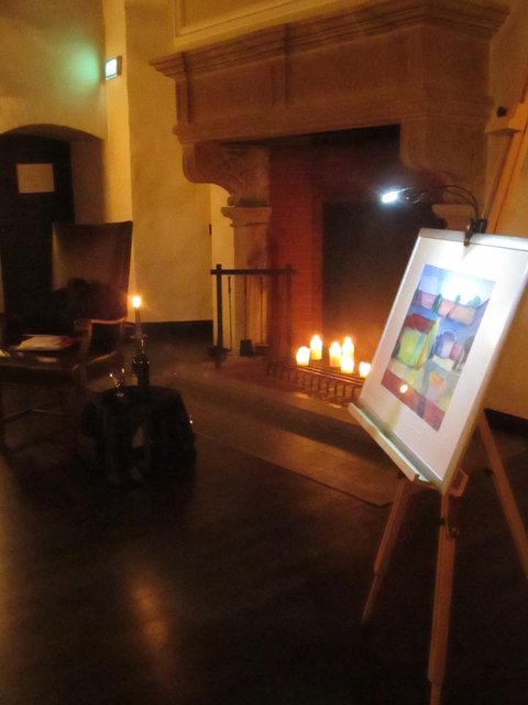 ...gleich erscheint ...