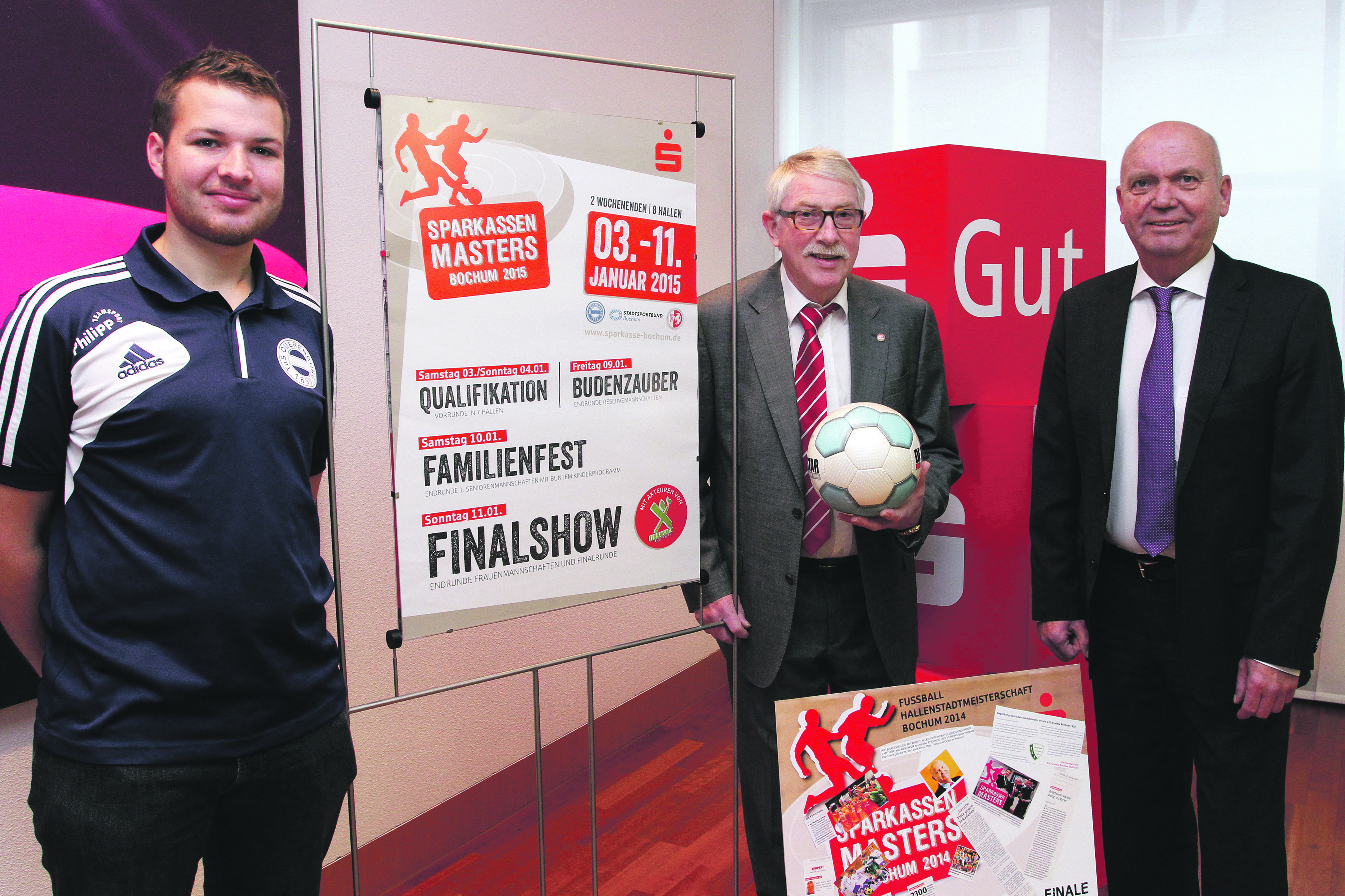 Marian Kellermann, Ulrich Jeromin und Volker Goldmann freuen sich mit dem SparkassenMasters auf das erste Fußball-Highight 2015.