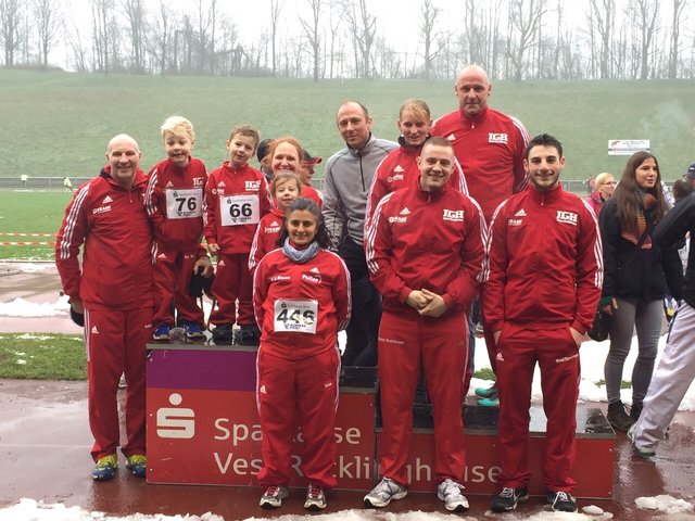 Team Rot-Weiß Buer: v.l. Andreas Wendt, Max Wendt, Niko Manojlovic, Daniela Wendt, Amelia Domke, Semra Öztan , Swen Domke, Daniela Bittern, Dieter Rothkegel, Hans Bittern und Marcel Zimmermann