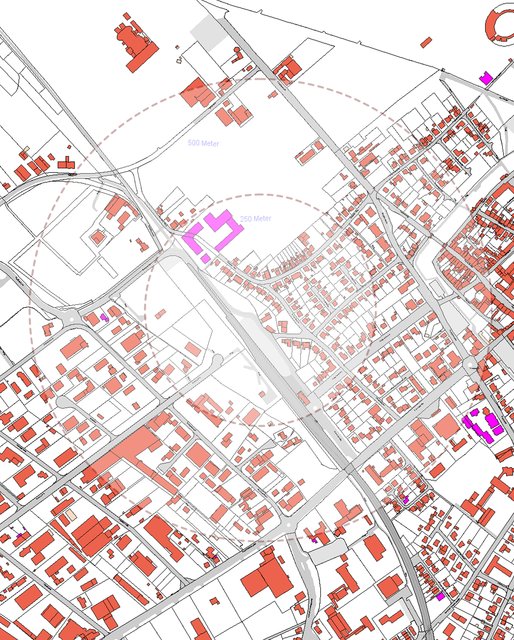 Es kann notwendig werden, dass alle Wohnungen, die sich im Umkreis von 250 m (innerer Radius) um die Fundstelle befinden, zu räumen sind. Falls sich die Wohnung im 250 m-Gefahrenbereich der Entschärfung befindet, ist es aus Sicherheitsgründen erforderlich, dass man die Wohnung verlässt und zwar voraussichtlich für die Dauer von ca. 2 Stunden ab spätestens 14 Uhr!