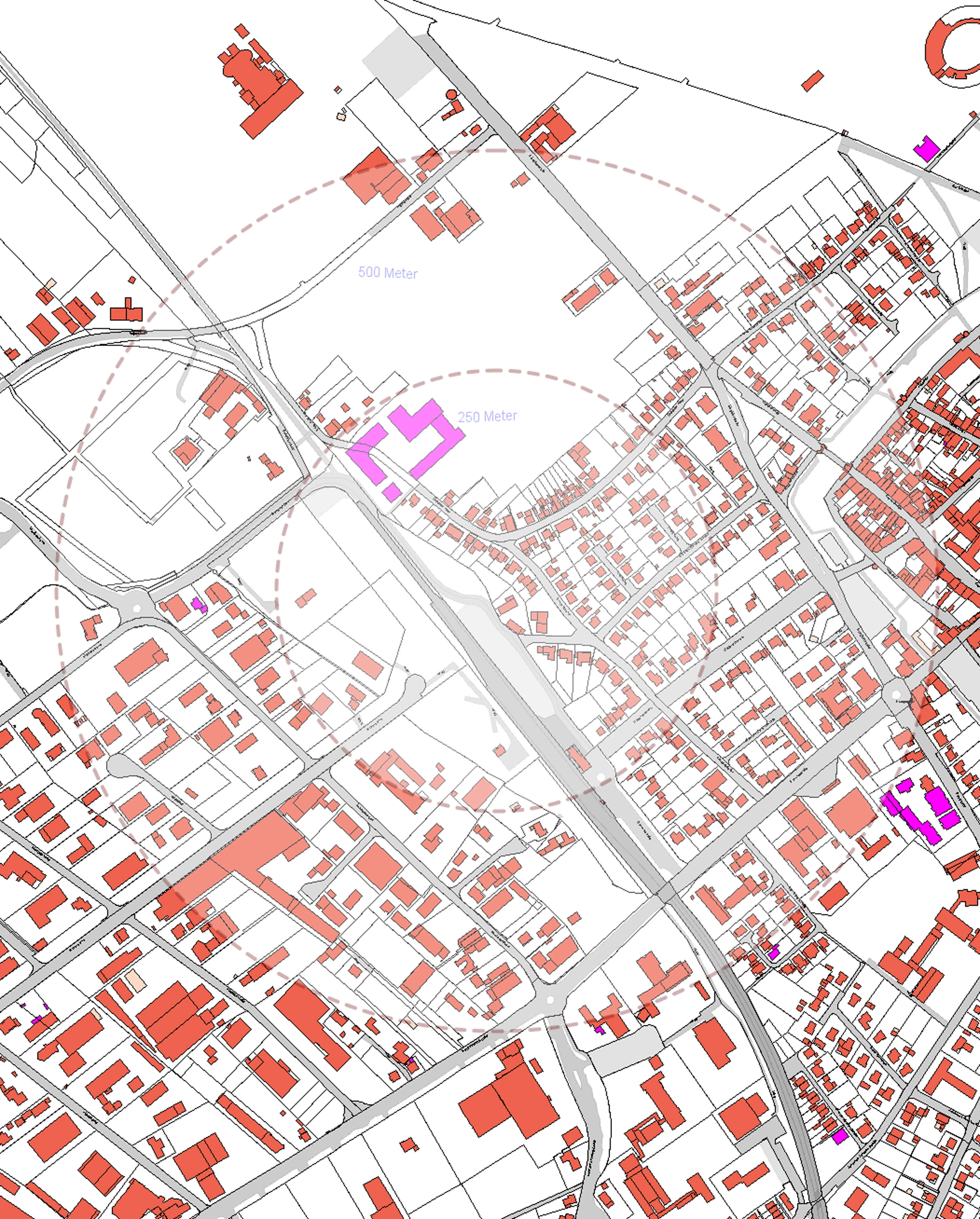 Es kann notwendig werden, dass alle Wohnungen, die sich im Umkreis von 250 m (innerer Radius) um die Fundstelle befinden, zu räumen sind. Falls sich die Wohnung im 250 m-Gefahrenbereich der Entschärfung befindet, ist es aus Sicherheitsgründen erforderlich, dass man die Wohnung verlässt und zwar voraussichtlich für die Dauer von ca. 2 Stunden ab spätestens 14 Uhr!