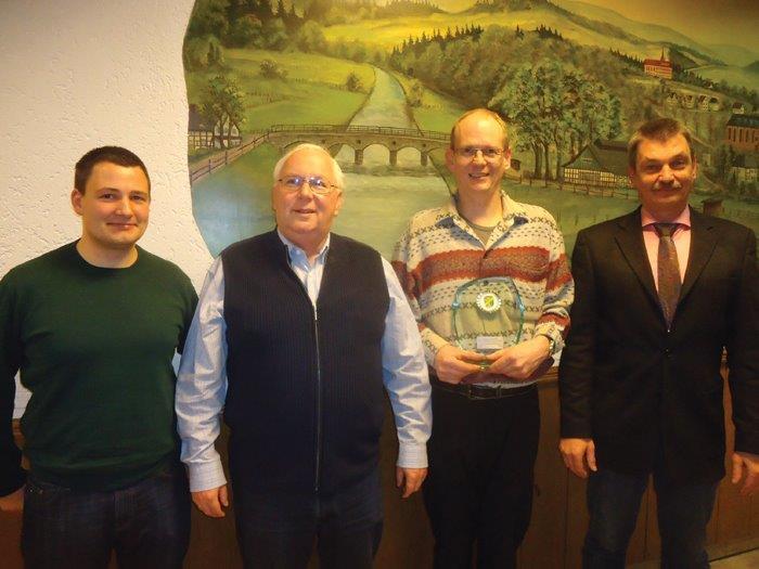 Von links, der neue Beisitzer Maurice Loewe, der neue Seniorenvertreter Werner Becker, der ausscheidende Beisitzer Benno Schulte und Kompanieführer Andreas Kraas