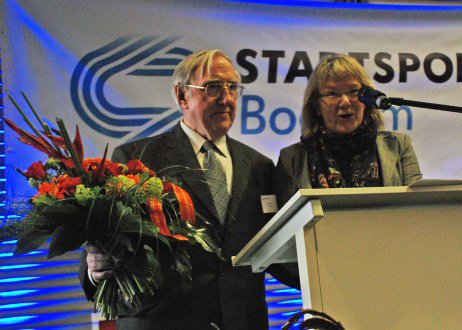 Rolf Schieck mit der jetzigen Stadtsportbund-Vorsitzenden Gaby Schäfer beim Stadtsportbund-Empfang 2010 kurz nach seinem 80. Geburtstag.