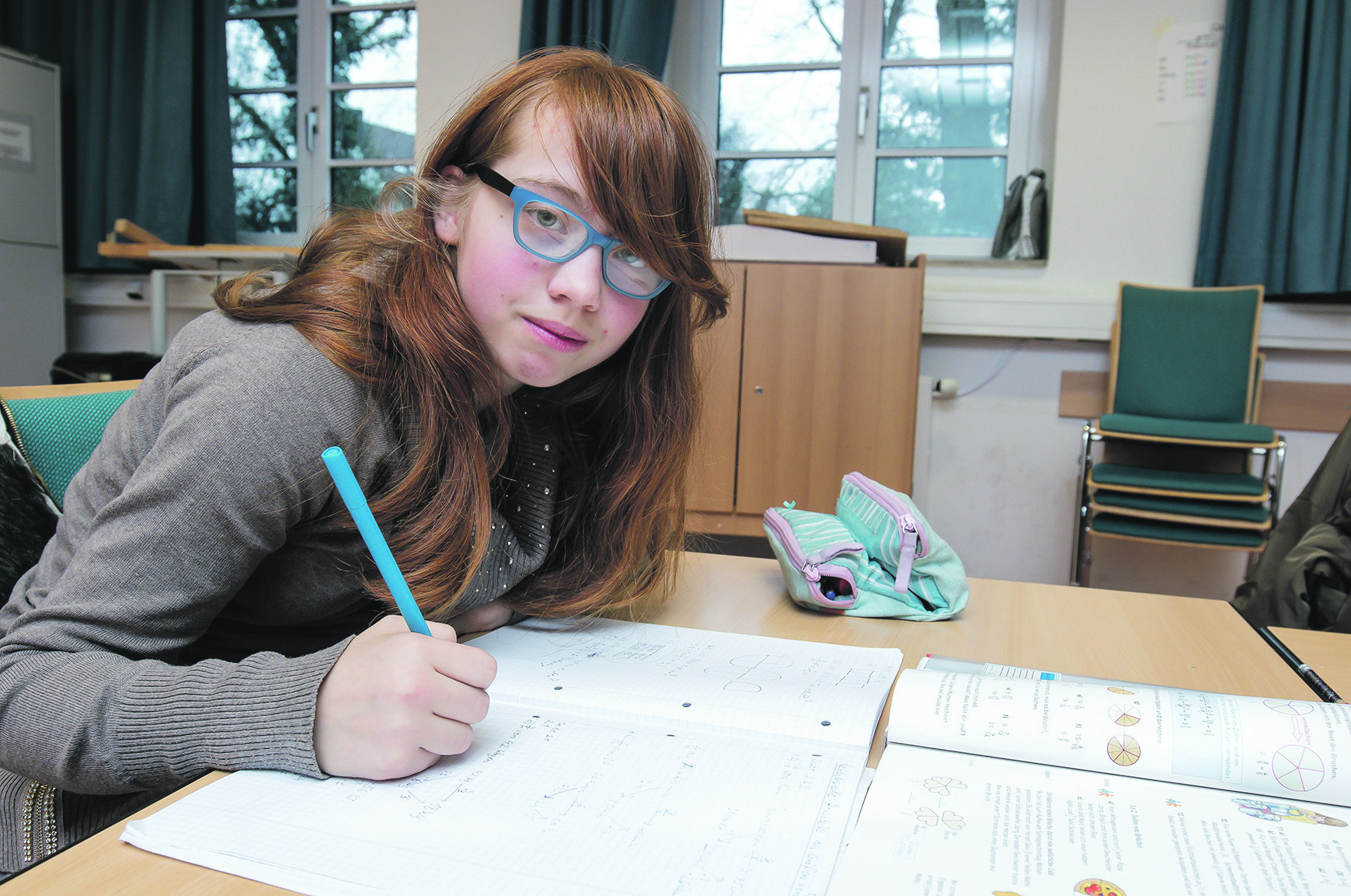 Ihre Liebe zur Mathematik hat die aus Rumänien stammende Schülerin schnell entdeckt. Ihre Zukunft sieht sie aber in der Juristik. Foto: Gerd Kaemper